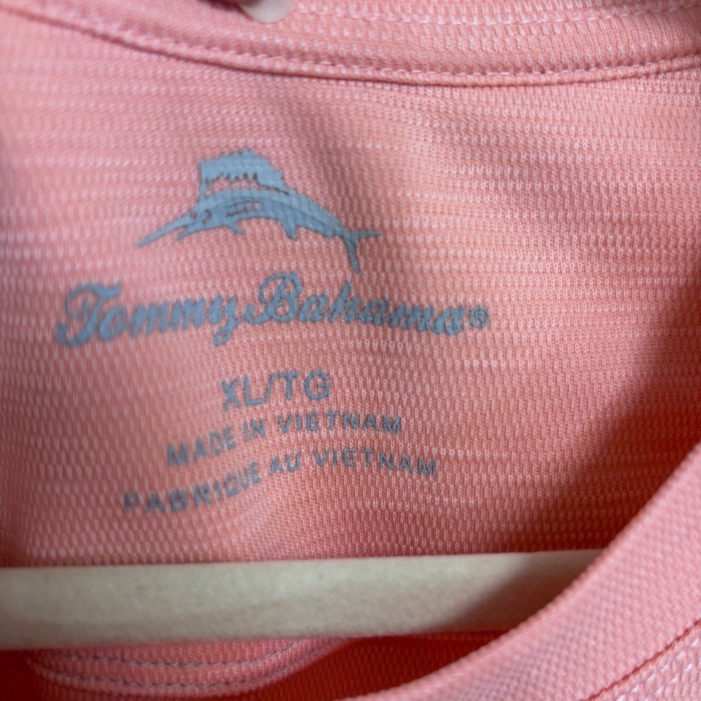 Tommy Bahama Men's XL Short Sleeve Crewneck T-Shirt Salmon Pink Coastal - Picture 2 of 6